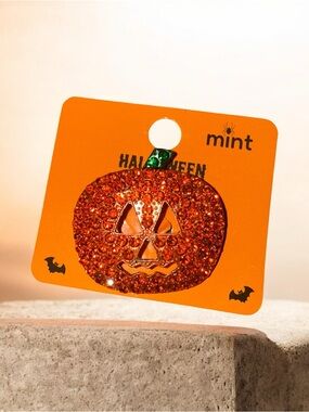 Mint Orange Sparkling Jack-O'-Lantern Brooch